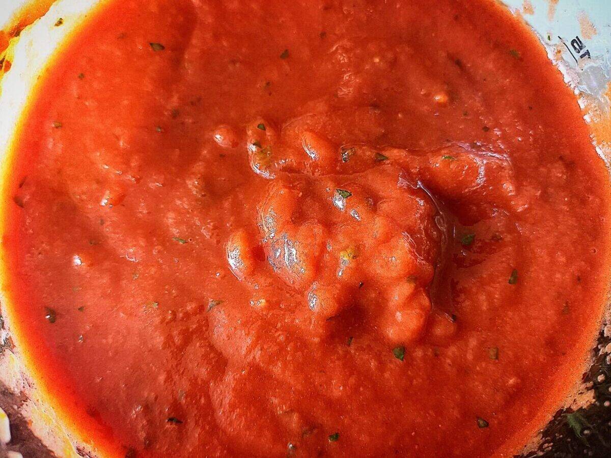 A close up of homemade no cook pizza sauce